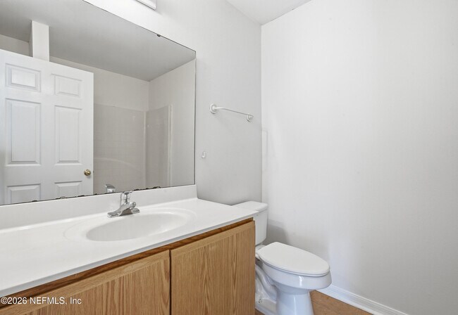 Building Photo - 8451 Oak Crossing Dr W