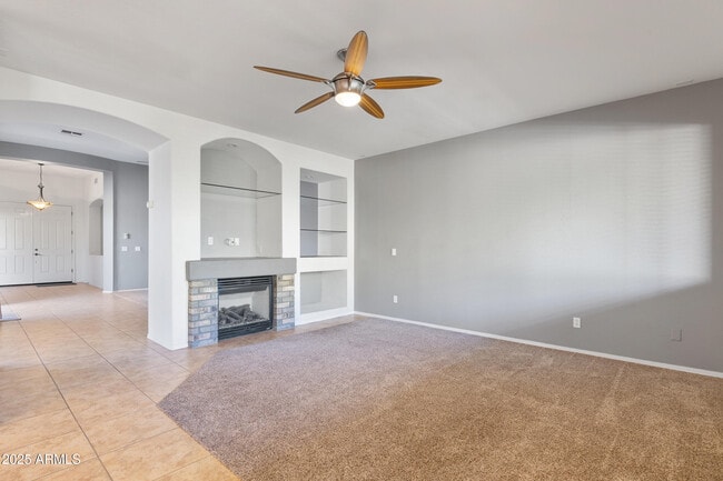 Building Photo - 474 W Seagull Dr