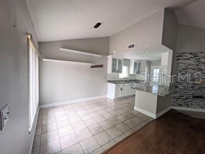 Building Photo - 2075 Shadow Pine Dr