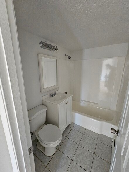 Bathroom - 99 Cluff Crossing Rd