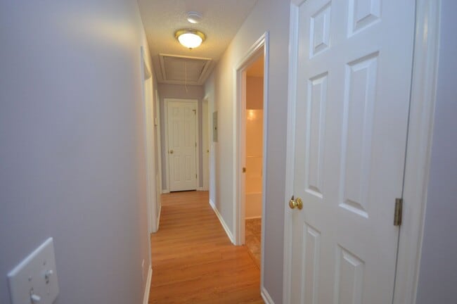 Building Photo - 5725 Stone Crystal Dr