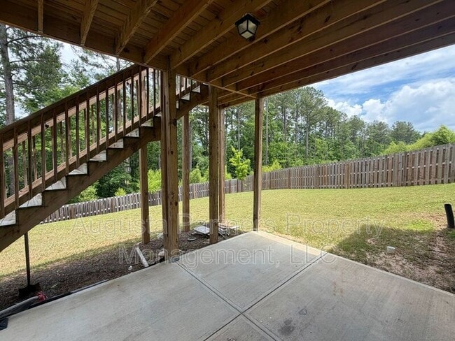 Building Photo - 3500 Hilltop Trl