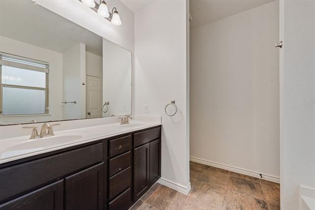 Building Photo - 1816 Castle Creek Dr
