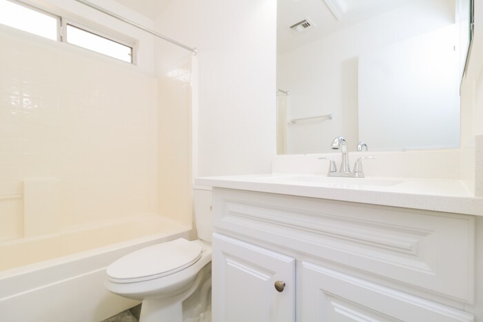 Building Photo - 12114 W Aster Dr