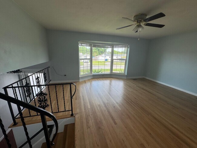 Building Photo - 141 NW 72nd Way