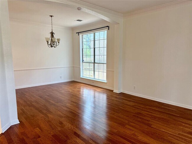Building Photo - 11112 Marden Ln