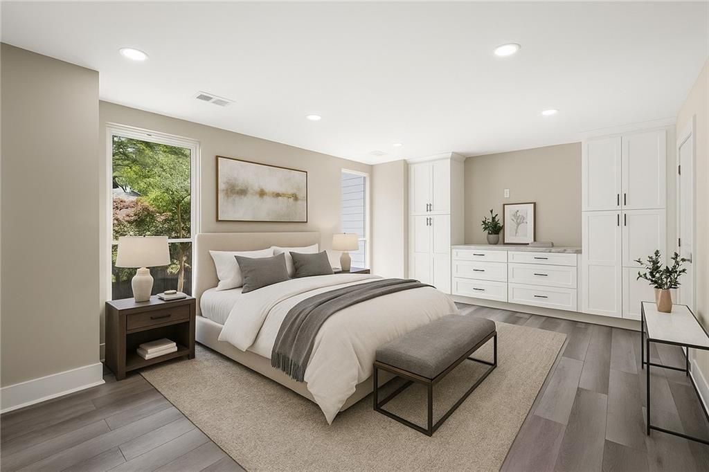 Building Photo - 1009 Riverbend Club Dr SE