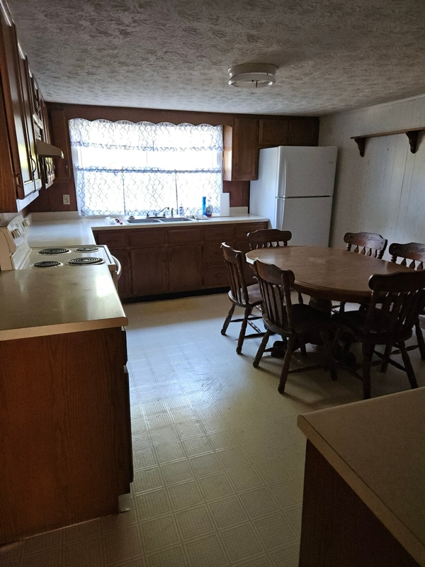 Building Photo - 7035 Hwy 1643