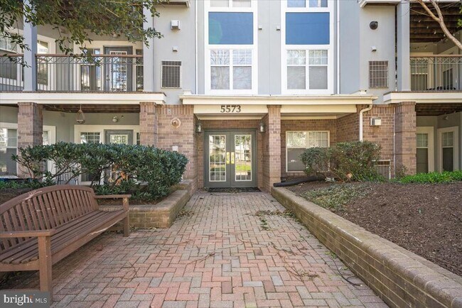 Building Photo - 5573 Seminary Rd