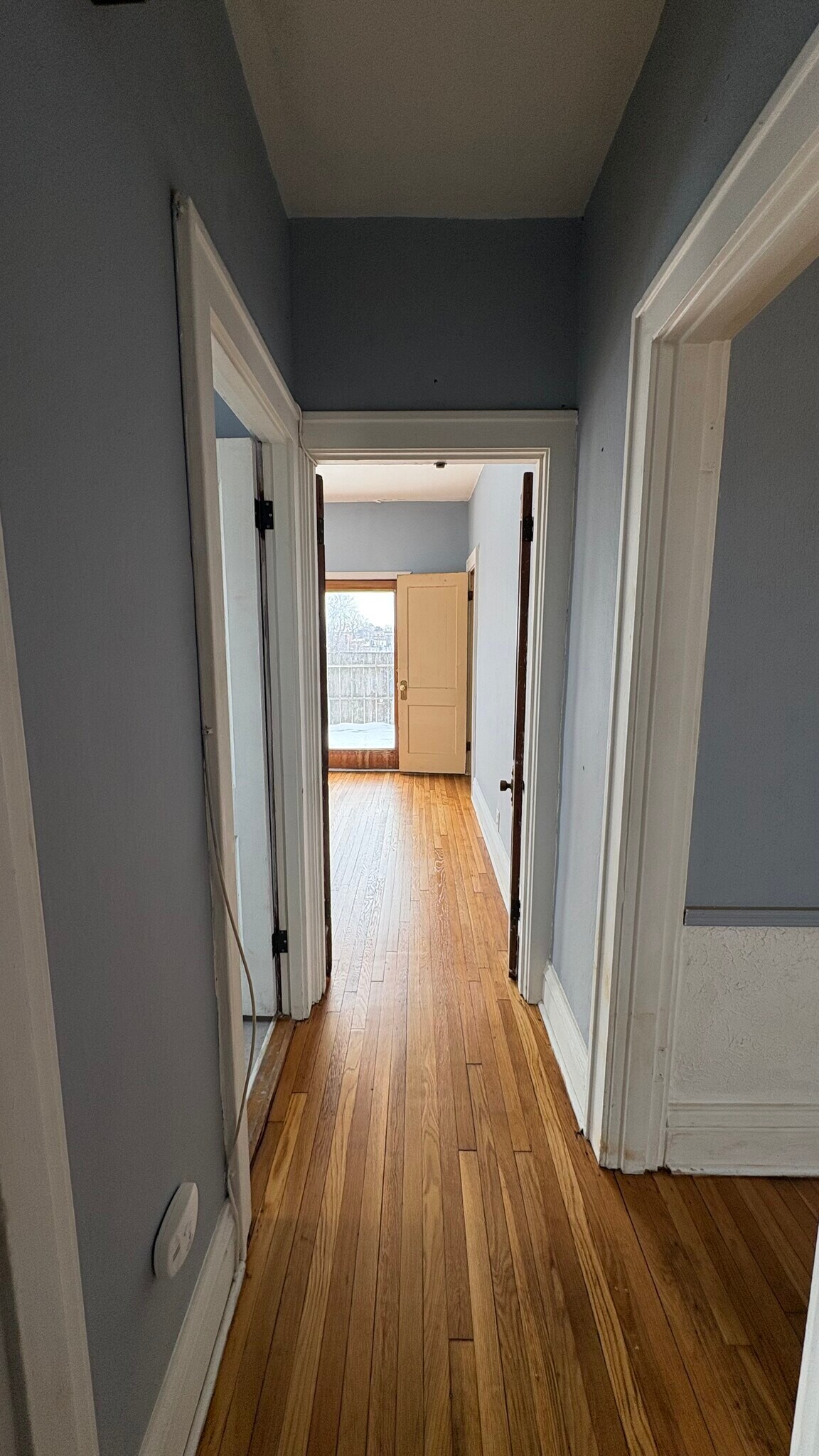 Building Photo - 4554 Morganford Rd