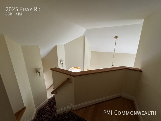 Building Photo - 4 Bed / 3.5 Bath Single Family (Available ...