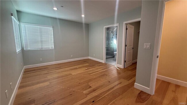 Building Photo - 3344 Brandon St