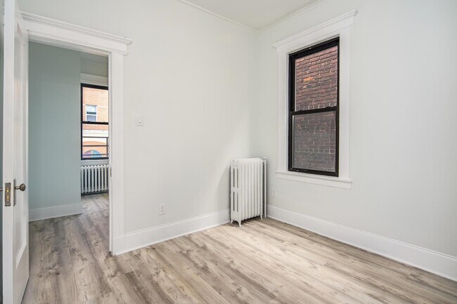 Building Photo - 311 64th St