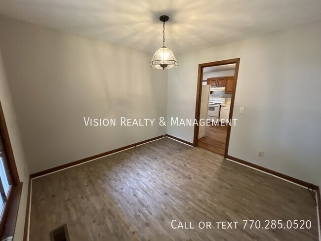 Building Photo - 55 S Greenwood Dr