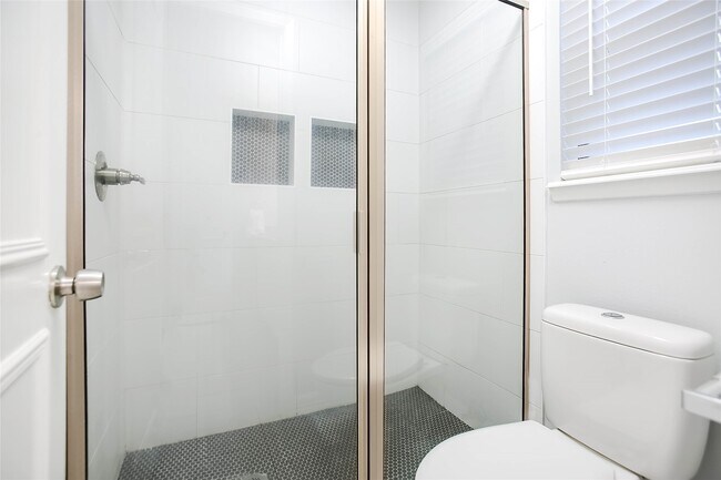 Building Photo - 56 E White Willow Cir