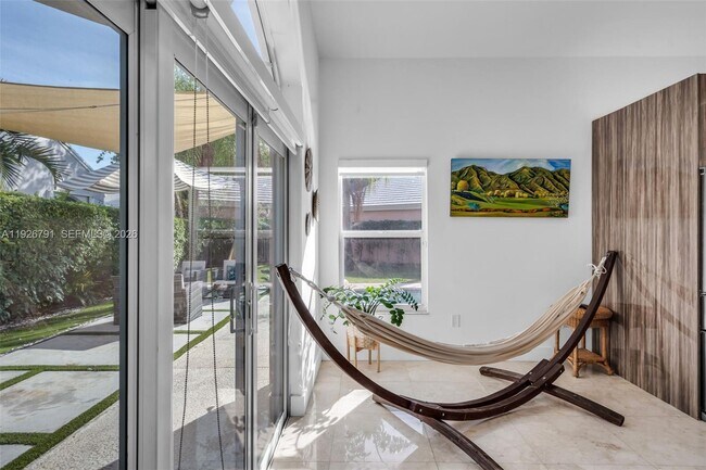 Building Photo - 15241 Wilshire Ct