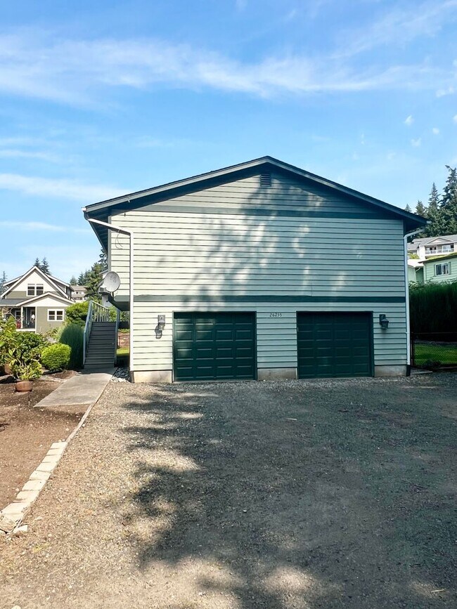 Building Photo - **** Application pending ****