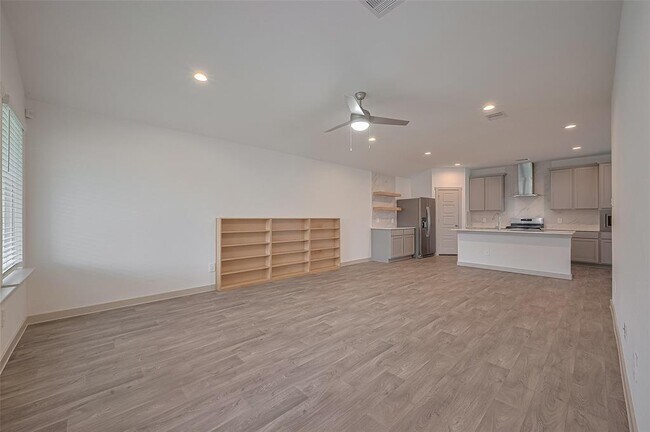 Building Photo - 12715 Basinghall Ln