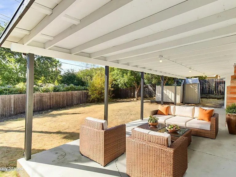 Building Photo - 124 Fargo Way