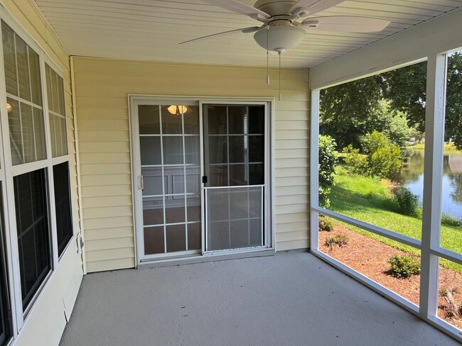 Building Photo - Beautiful Lake Side Location! Lake Linden ...