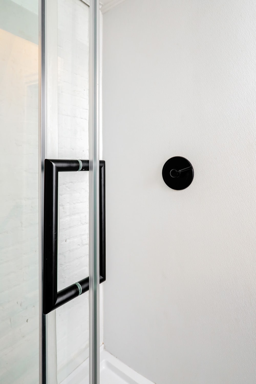 Shower - 652 Columbia Ave