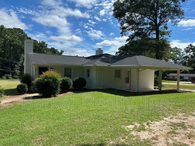 Building Photo - 5726 Fayetteville Rd