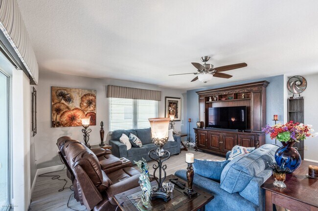 Building Photo - PRICE DROP!! FURNISHED ANNUAL RENTAL- WATERFRONT