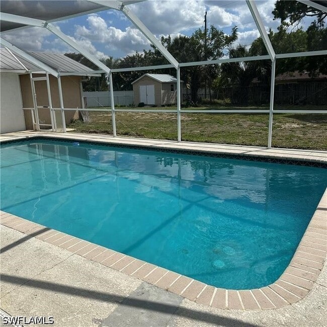 Building Photo - 706 Arianne Ct