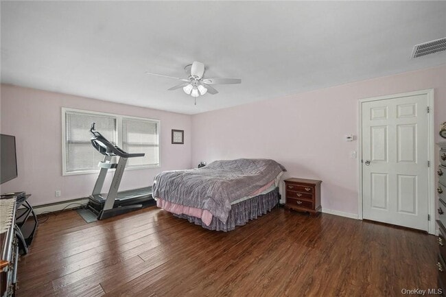 Building Photo - 94 Peddler Hill Rd