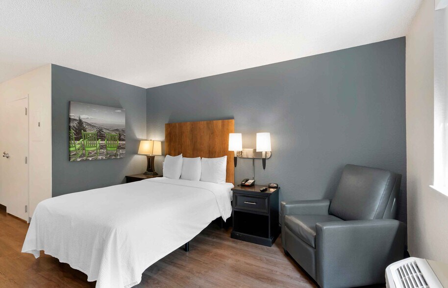 Building Photo - Furnished Studio-Miami - Brickell - Port of Miami