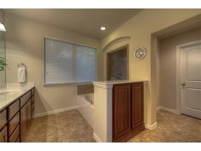 Building Photo - 1315 Rimstone Dr