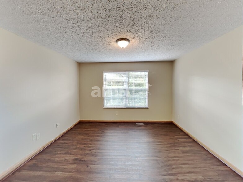 Building Photo - 7630 Blacklick Ridge Blvd