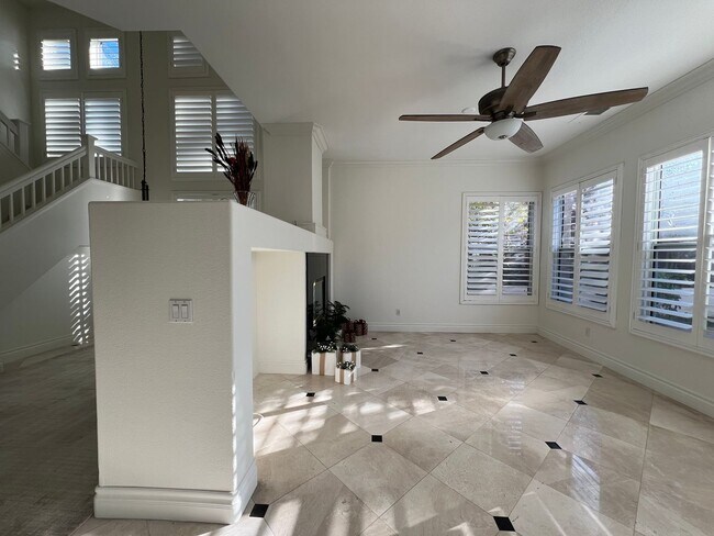 Building Photo - Beautifully Remodeled Poway Home