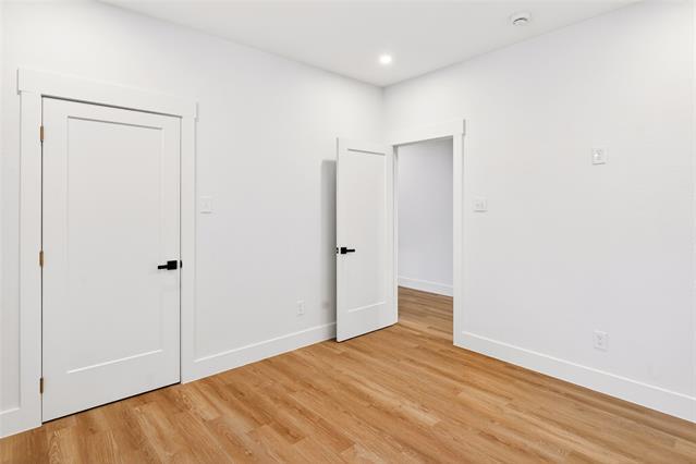 Building Photo - 439 W 9th St