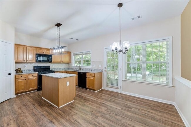 Building Photo - 100 Hawnley Trace