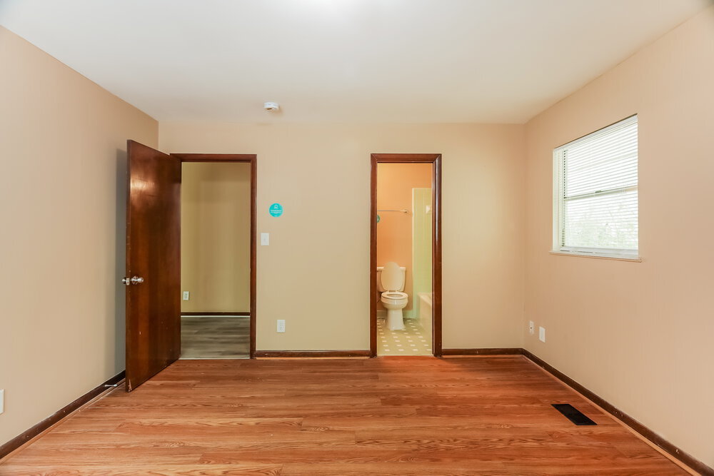 Building Photo - 901 Eldorado Dr