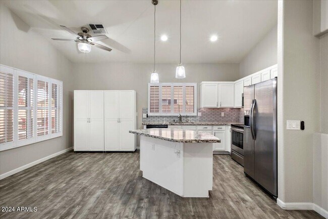 Building Photo - 4623 E Desert Wind Dr.