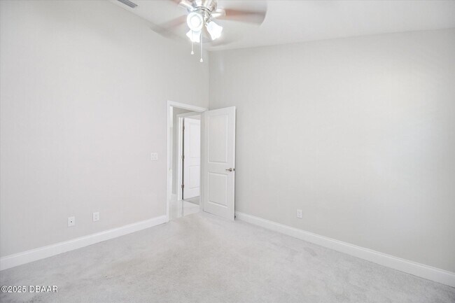 Building Photo - 53 Wilmette Ave