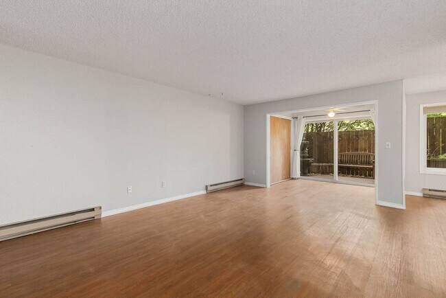 Building Photo - 2210 NE 92nd St