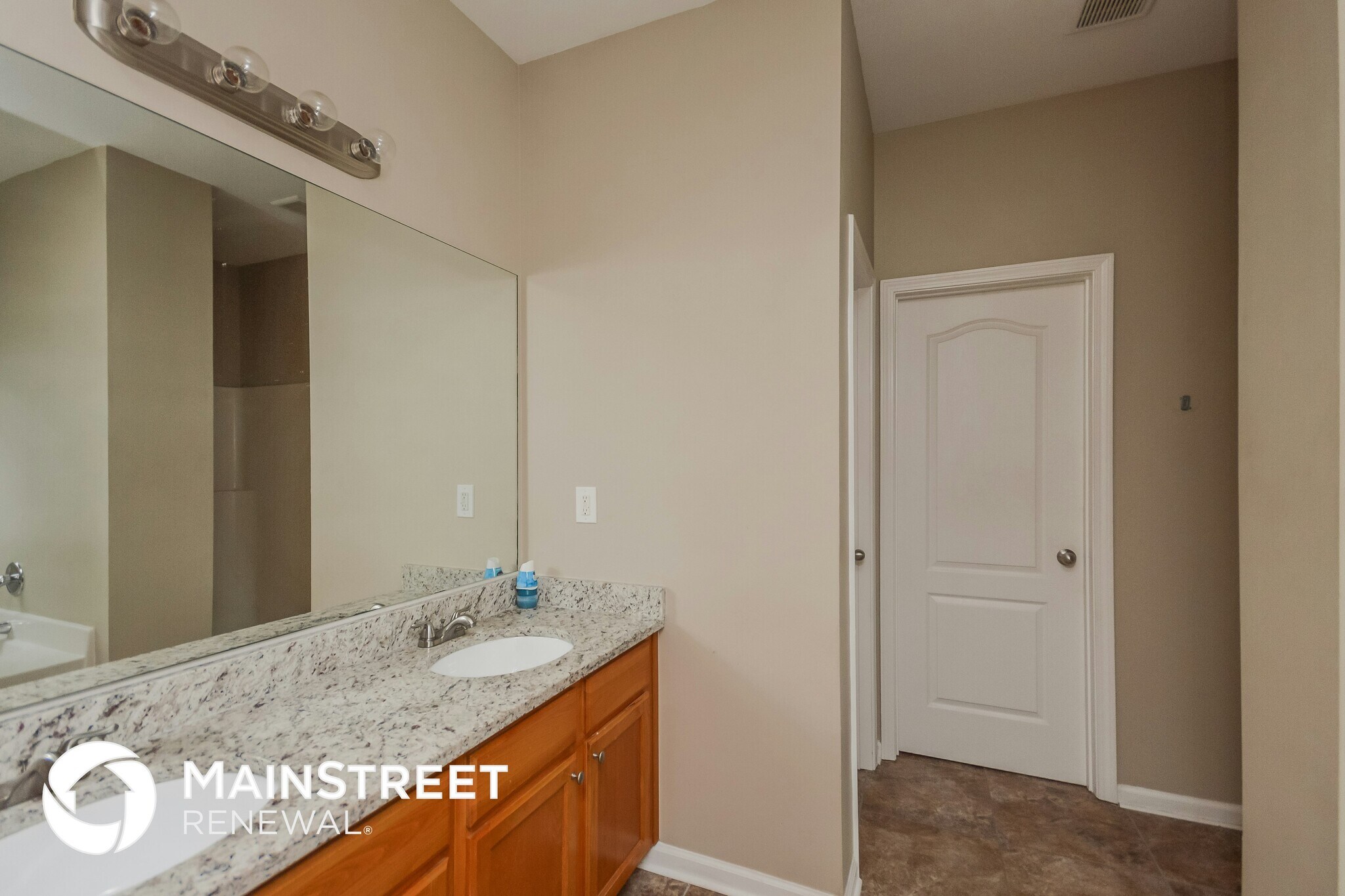 Building Photo - 485 Trousseau Ln