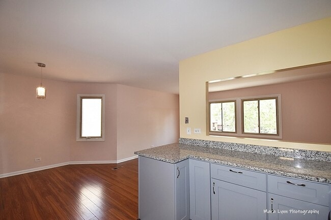 Building Photo - 374 Juniper Tree Ct