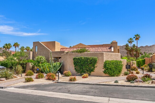 Primary Photo - 73419 Foxtail Ln