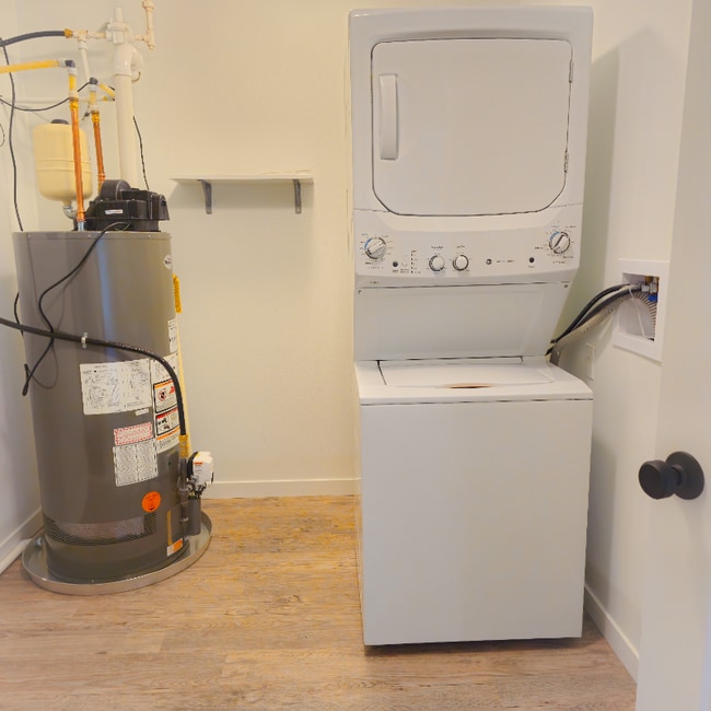 Building Photo - 7036 Crosvik Ct