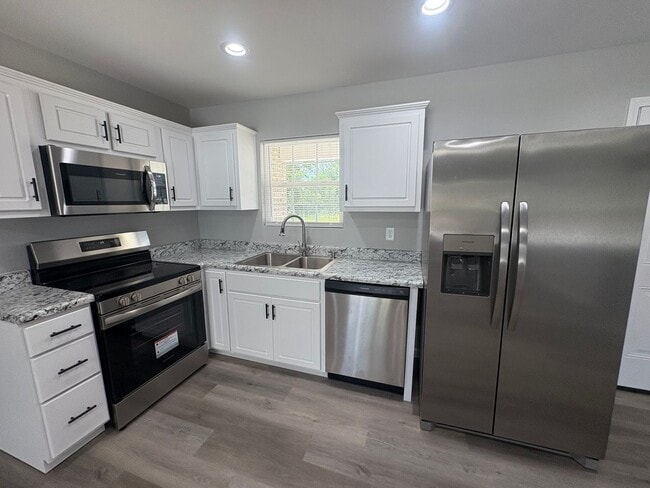 Building Photo - 3 Bed 2 Bath - New Construction Brick Homes