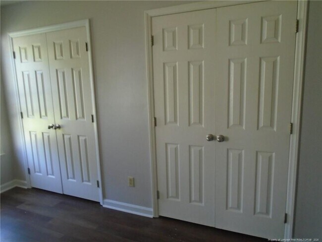 Building Photo - 6334 Greycliff Dr