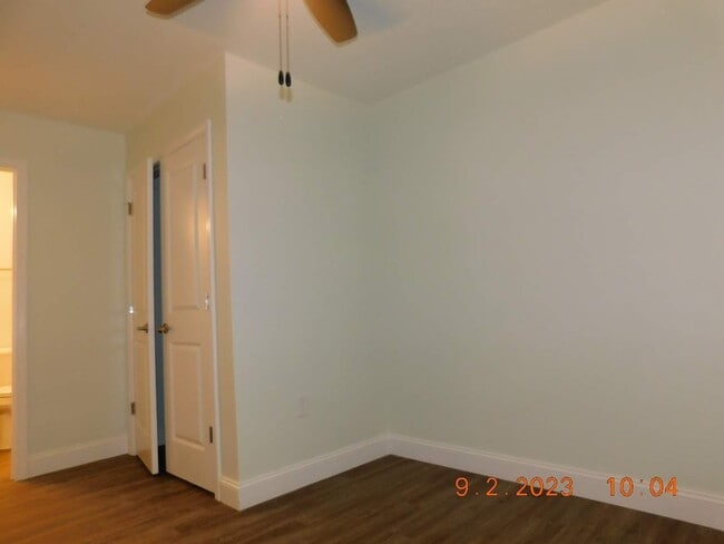 Building Photo - The Six @ Forest