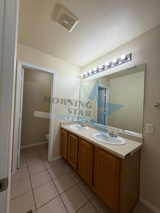 Building Photo - JUST REDUCED - 4-Bedroom Home!