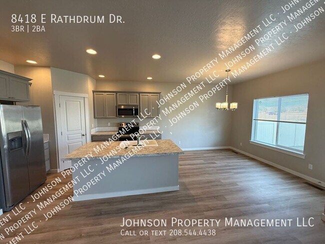 Building Photo - 8418 E Rathdrum Dr
