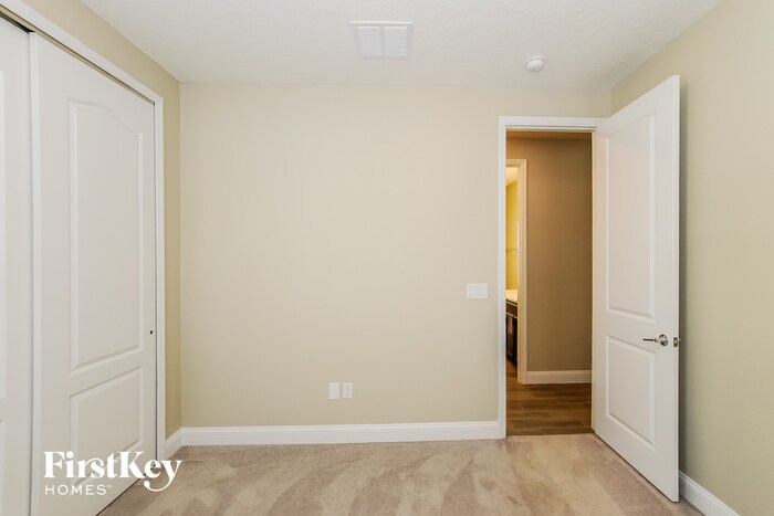 Building Photo - 206 Clifton Bay Lp