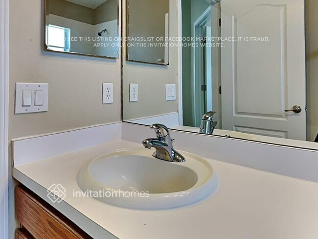 Building Photo - 3525 Trapnell Ridge Dr